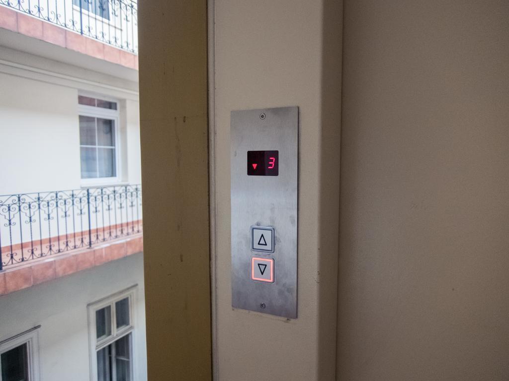 Goldcentral Apartment Grand Boulevard Boedapest Buitenkant foto