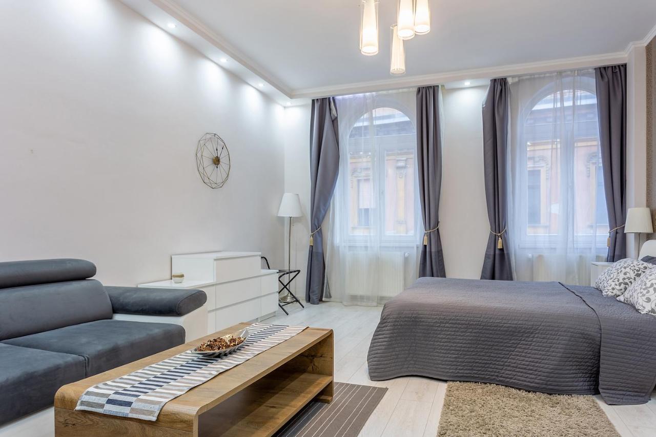 Goldcentral Apartment Grand Boulevard Boedapest Buitenkant foto