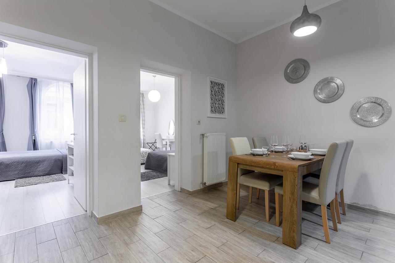 Goldcentral Apartment Grand Boulevard Boedapest Buitenkant foto