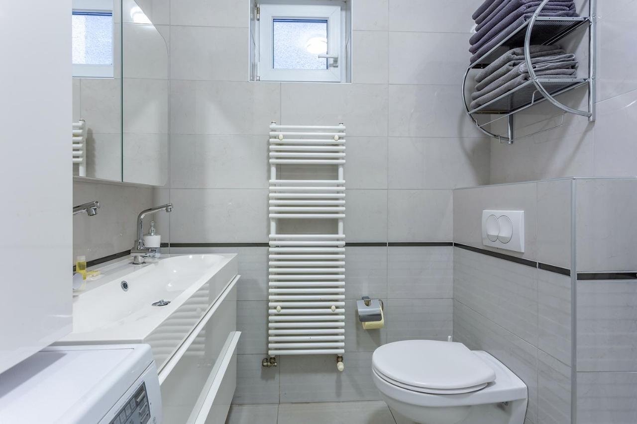 Goldcentral Apartment Grand Boulevard Boedapest Buitenkant foto